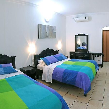 Hotel Eskalima Alajuela Eksteriør bilde