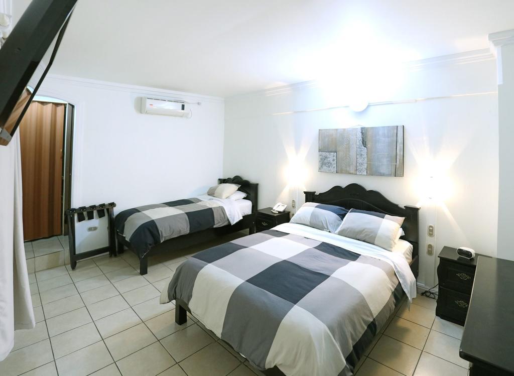 Hotel Eskalima Alajuela Eksteriør bilde
